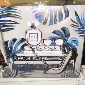 Fashionista Canvas Art